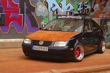 VW-rusty hood.jpg