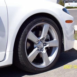 Eibachs & Falkens-front tire.jpg