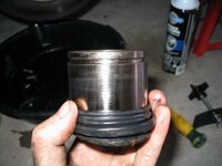 19 Dust Seal Over Piston - Perfect Fit.jpg