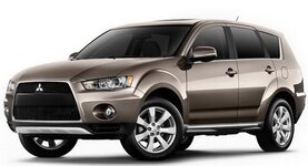 2010 Mitsubishi Outlander.jpg