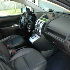 Mazda5_e_s.jpg