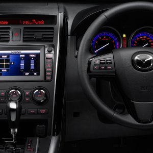 Mazda_CX-9_Grand_Touring_interior.jpg