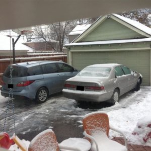 Mazda5_snow_ice.JPG