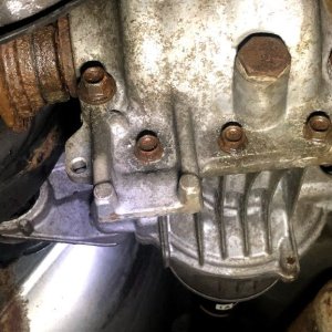 Center rear differential pic.jpg