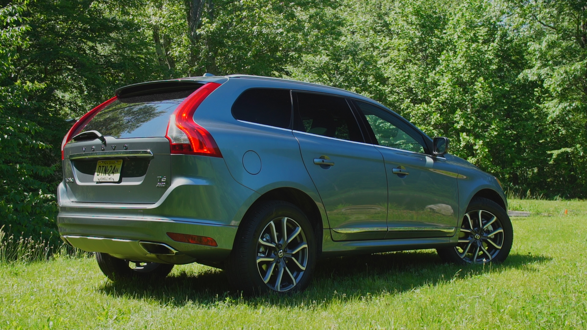 Volvo_XC60_Still002.jpg