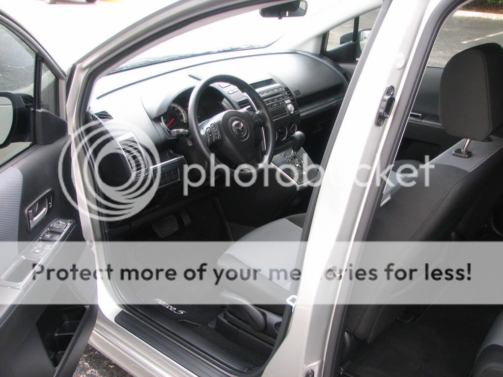 mazda5pics009.jpg