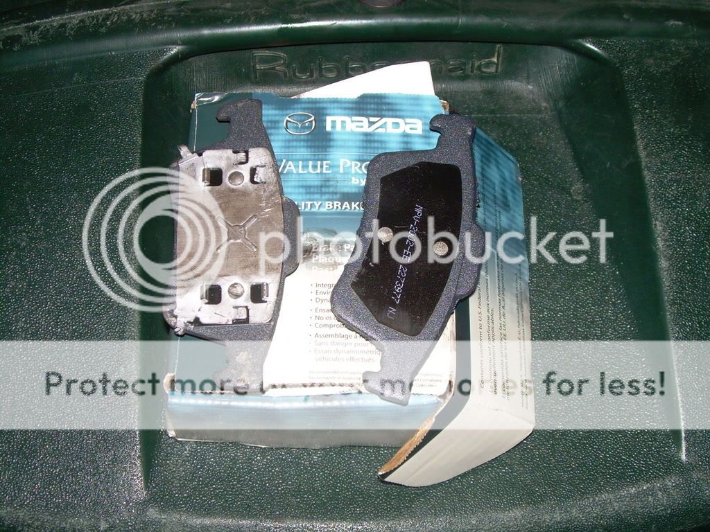 Mazda3iBrakeCaliperToolSet014.jpg