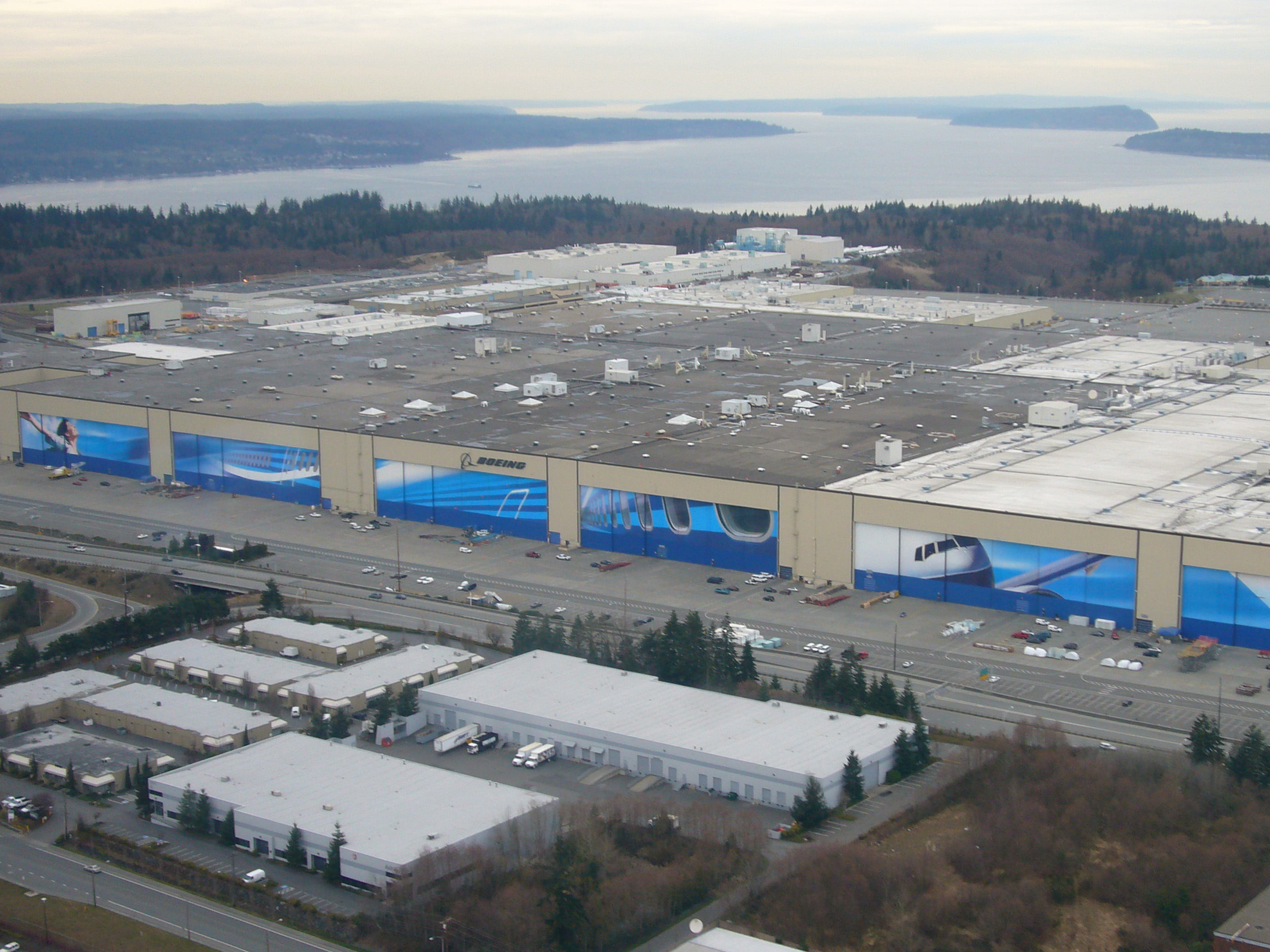 Boeing_Everett_Plant.jpg