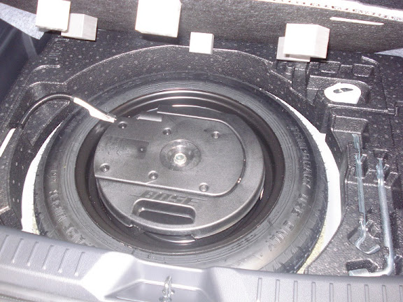 2016%252520Mazda%252520CX-3%252520Bose%252520Spare-tire%252520Sub-woofer_02.jpg