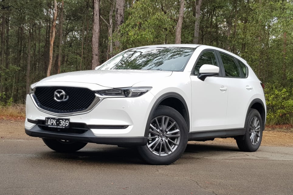 2018-Mazda-CX-5-Touring-petrol-SUV-white-Mal-Flynn-1200x800-18.jpg